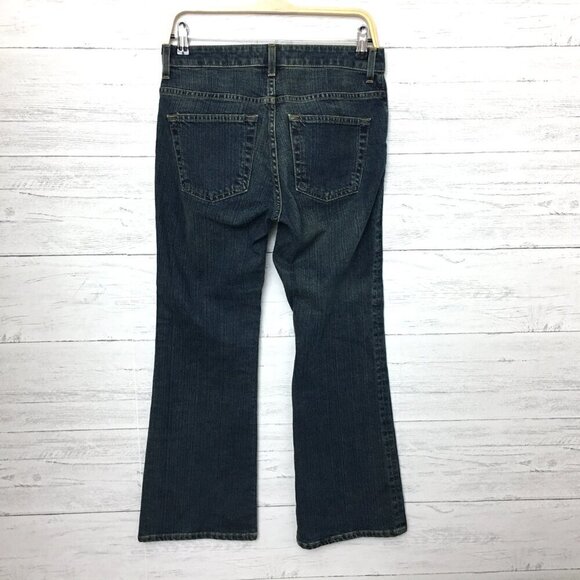 NEW Gap Women's Jeans Flare Leg Medium Wash Stretch size 6 length 29" - Picture 2 of 8